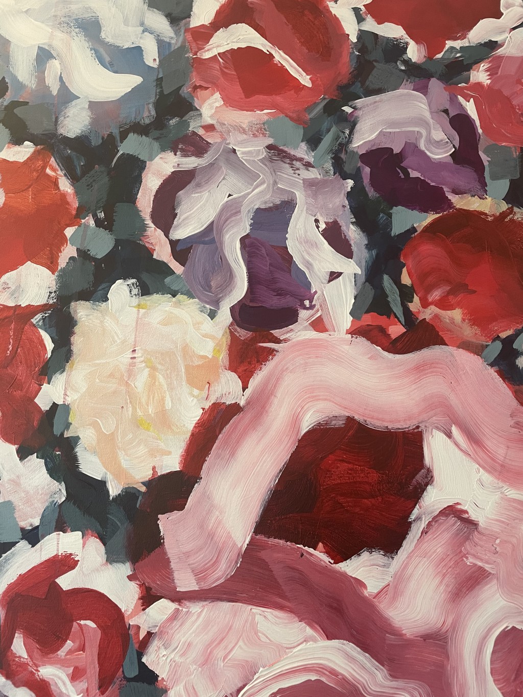 a carpet with flowers on&nbsp;it